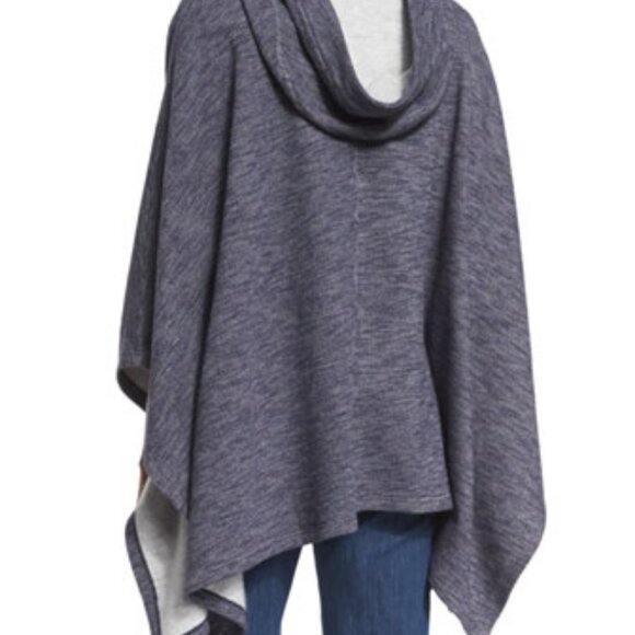 See By Chloe Hooded Slub Knit Wool Poncho Cape in Ink - Picture 2 of 9